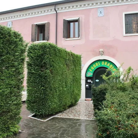 Villa Ferri Apartments *